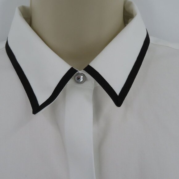 Chicos Womens 0 4/6 White Black Trim Collared Rhinestone Button Front Shirt Top - Picture 2 of 11